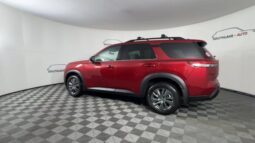 
										Nissan Pathfinder full									