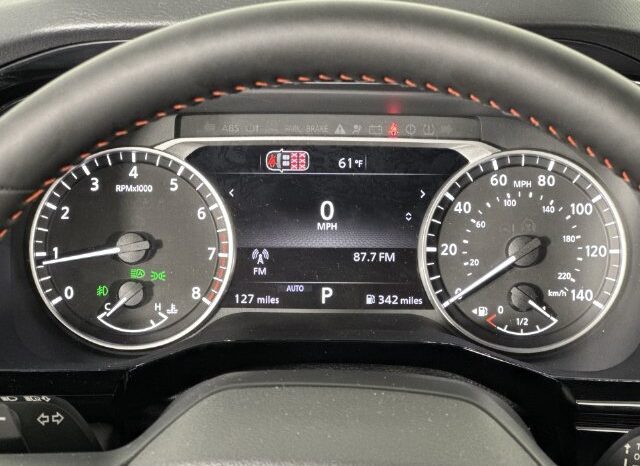 
								Nissan Pathfinder full									