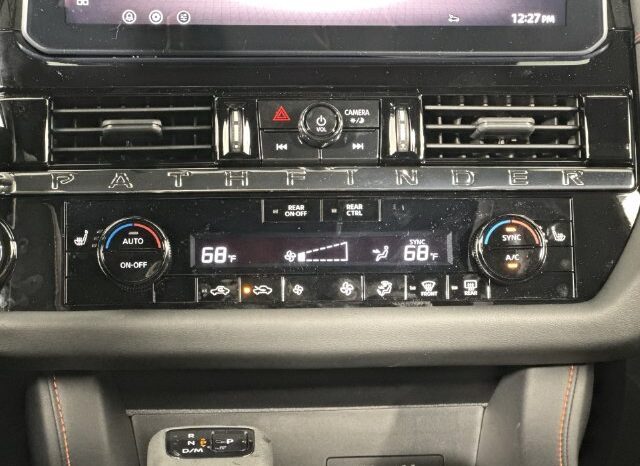 
								Nissan Pathfinder full									