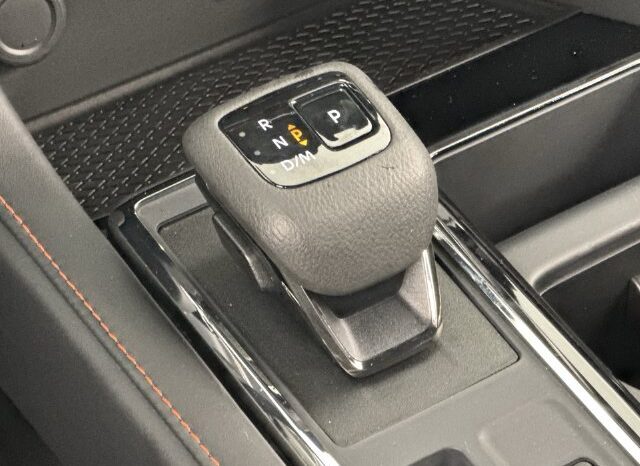 
								Nissan Pathfinder full									