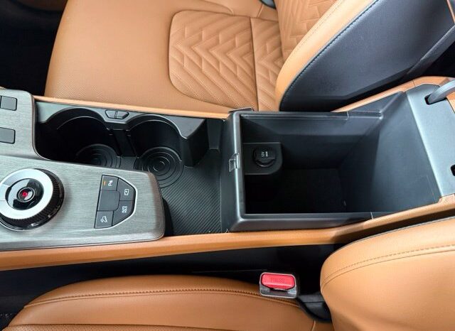 
								Kia Sportage Hybrid full									