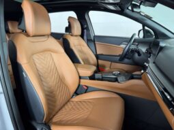
										Kia Sportage Hybrid full									