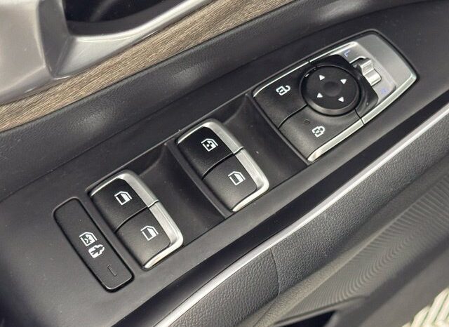 
								Kia Sorento full									