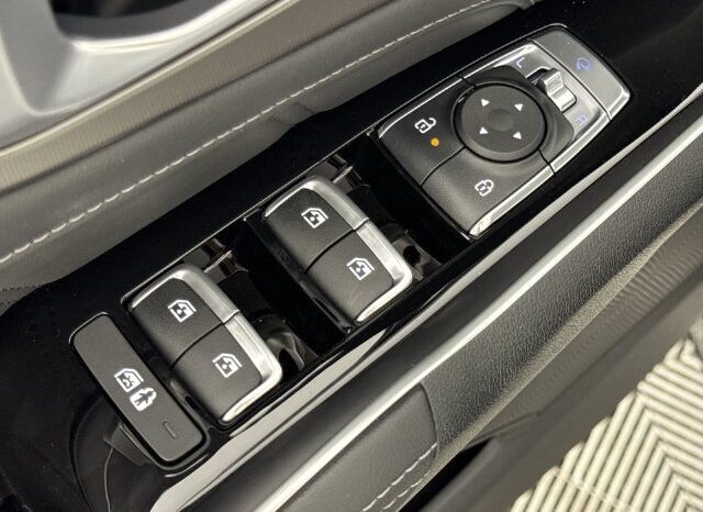 
								Kia Sorento Hybrid full									