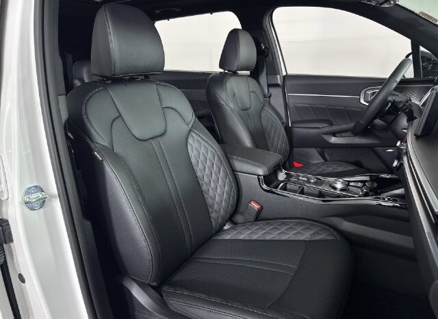 
								Kia Sorento Hybrid full									