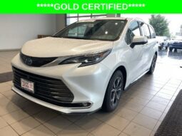 
										Toyota Sienna full									