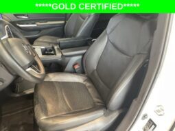
										Toyota Sienna full									