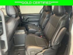 
										Toyota Sienna full									