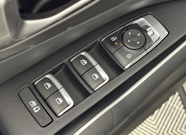 
								Kia Sorento full									