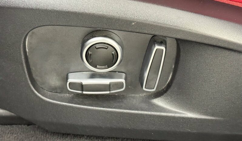 
								Jaguar F-PACE full									