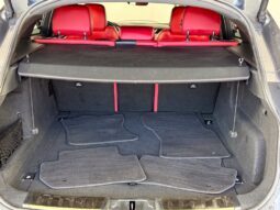 
										Jaguar F-PACE full									