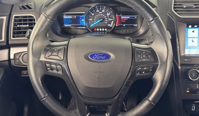 
								Ford Explorer full									
