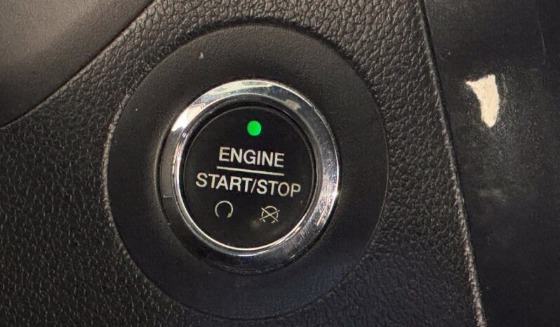 
								Ford Explorer full									