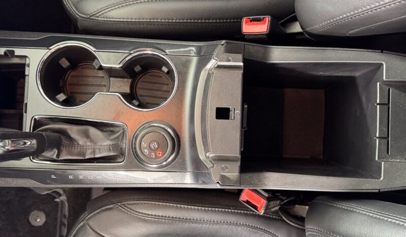 
								Ford Explorer full									