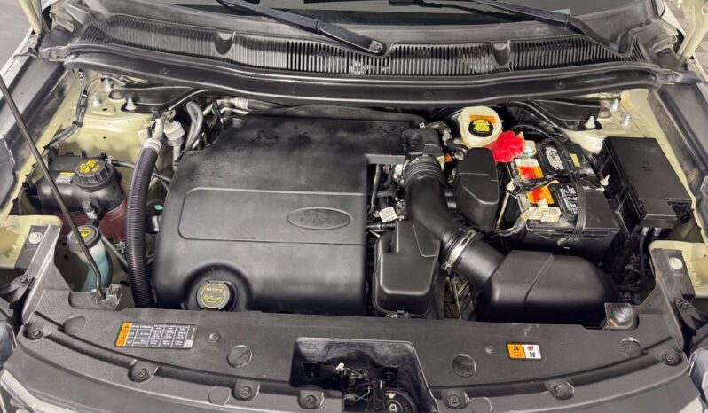 
								Ford Explorer full									