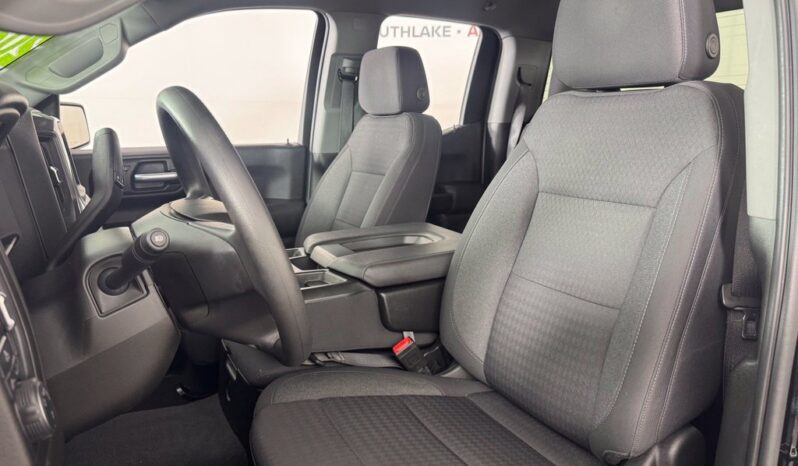 
								Chevrolet Silverado 1500 full									