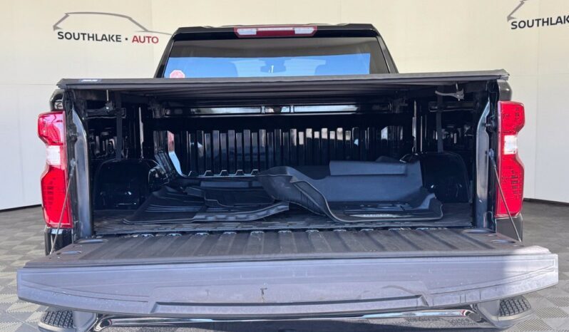 
								Chevrolet Silverado 1500 full									