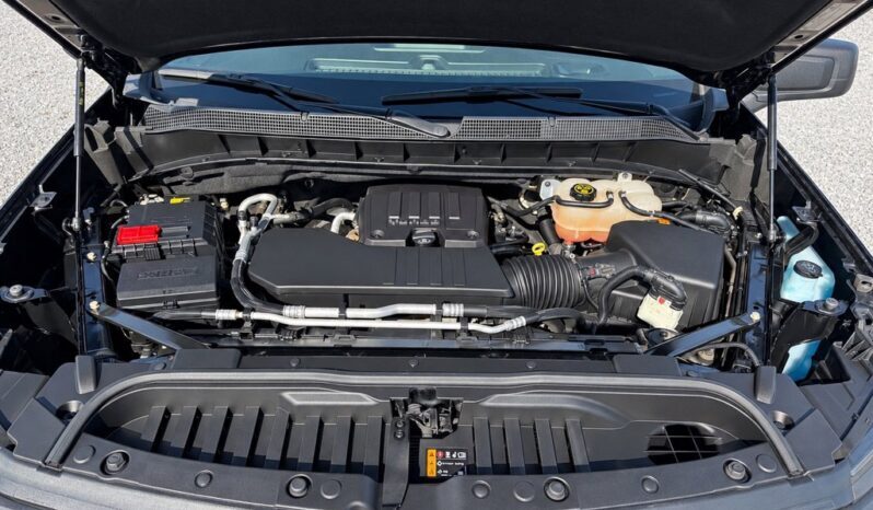 
								Chevrolet Silverado 1500 full									