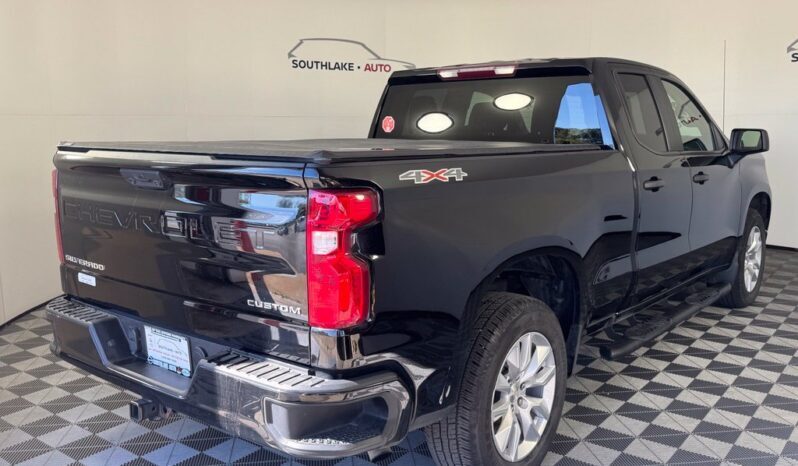 
								Chevrolet Silverado 1500 full									