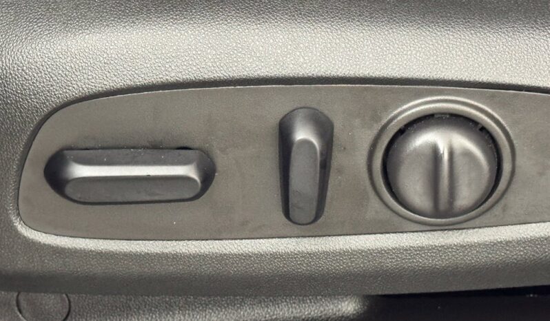 
								Chevrolet Equinox full									