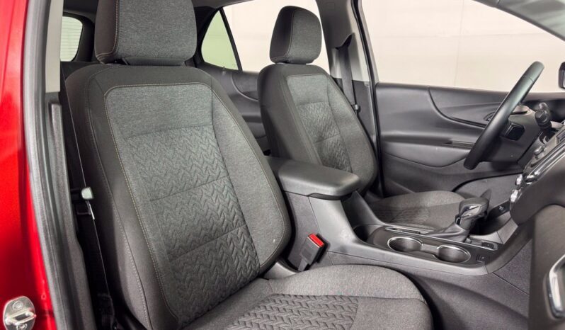 
								Chevrolet Equinox full									