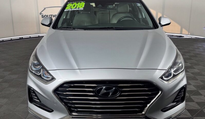 
								Hyundai Sonata Hybrid full									
