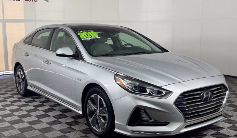 
								Hyundai Sonata Hybrid full									