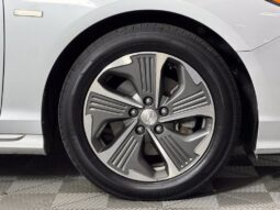 
										Hyundai Sonata Hybrid full									