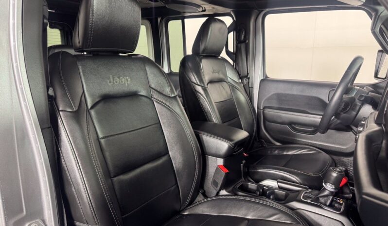 
								Jeep Wrangler full									