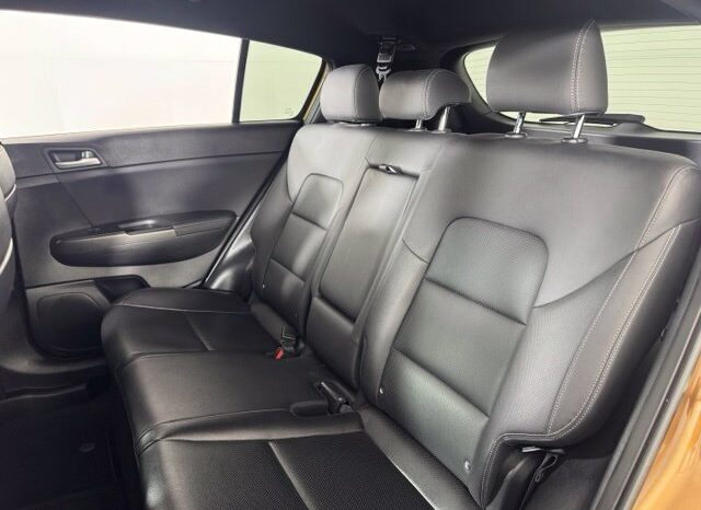 
								Kia Sportage full									