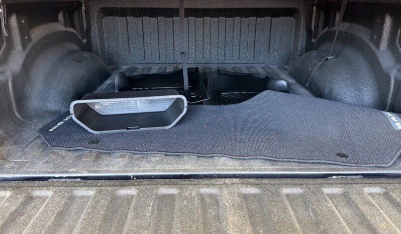 
								Ram 1500 full									
