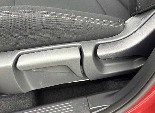
								Nissan Rogue full									