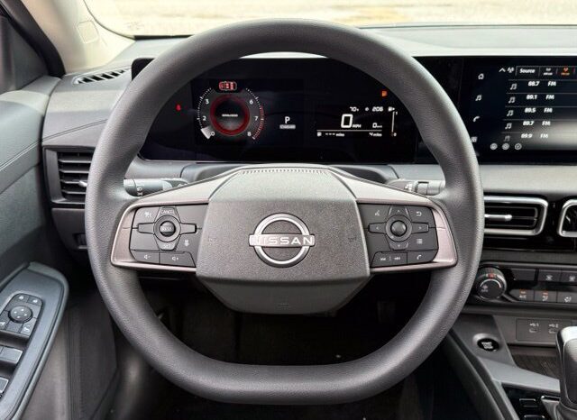
								Nissan Sentra full									