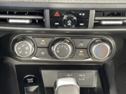 
										Nissan Kicks full									