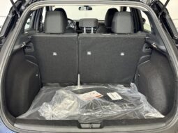 
										Nissan Kicks full									