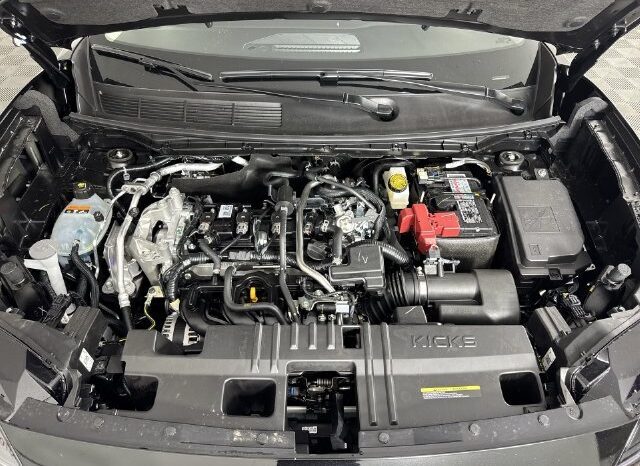 
								Nissan Kicks full									