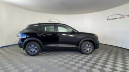 
										Nissan Kicks full									
