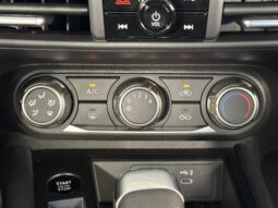 
										Nissan Kicks full									