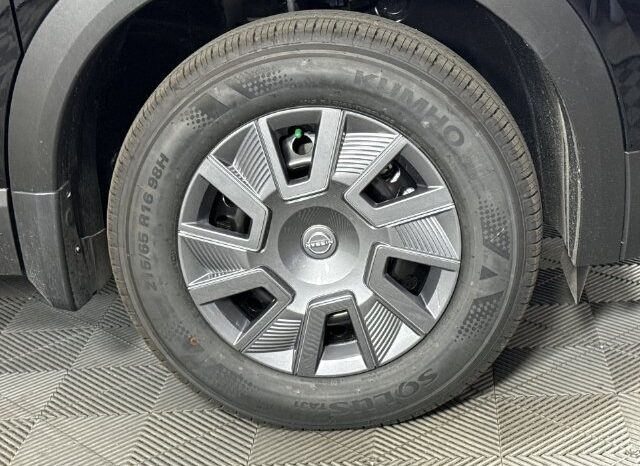 
								Nissan Kicks full									