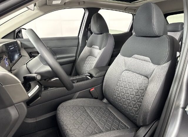 
								Nissan Kicks full									