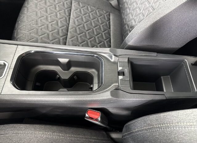 
								Nissan Kicks full									