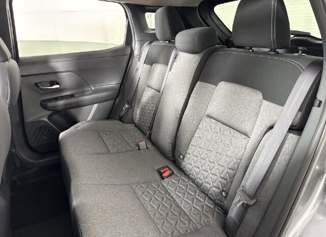 
								Nissan Kicks full									