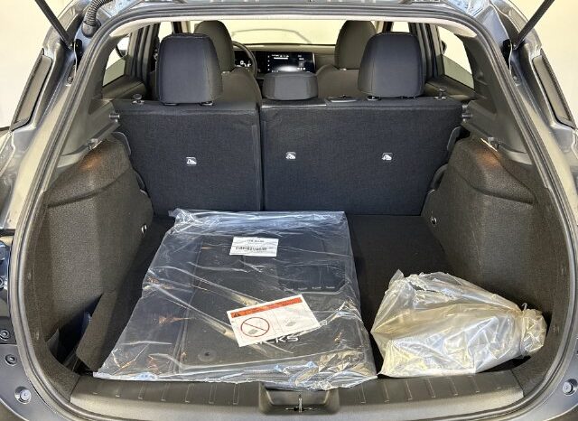 
								Nissan Kicks full									