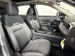 
										Nissan Kicks full									