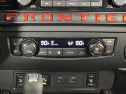 
										Nissan Frontier full									