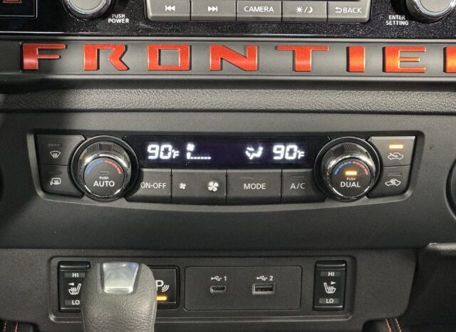
								Nissan Frontier full									