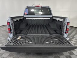 
										Nissan Frontier full									