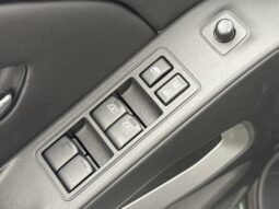 
										Nissan Frontier full									