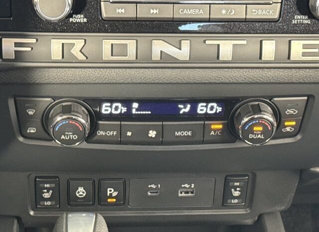 
								Nissan Frontier full									