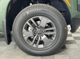 
										Nissan Frontier full									